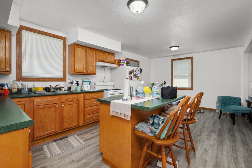 More Photos Of 222 6th St, Buffalo Apartments For Sale