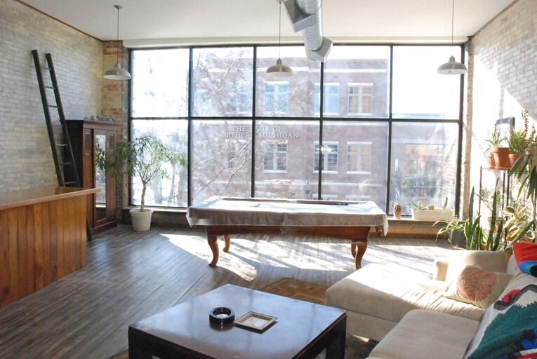 More Photos Of 127 S Union St, Traverse City Restaurant For Sale