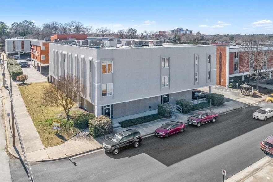 More Photos Of 4901 Fitzhugh Ave, Richmond Office For Lease