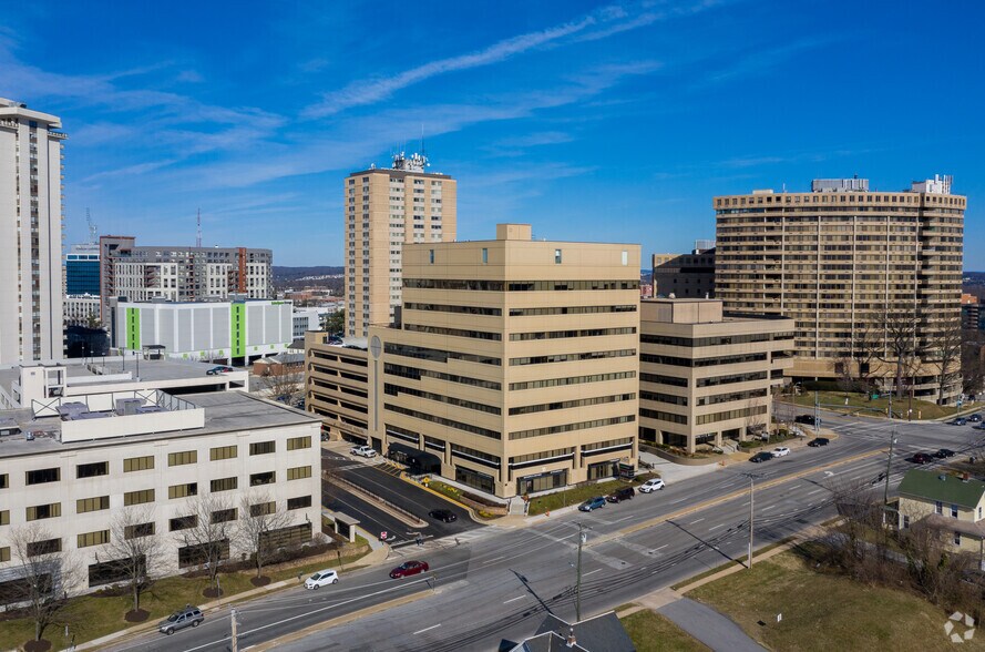 More Photos Of 515 Fairmount Ave, Towson Medical For Lease