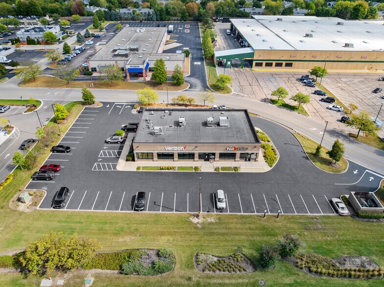 More Photos Of 330-350 N Randall Rd, Batavia Freestanding For Sale