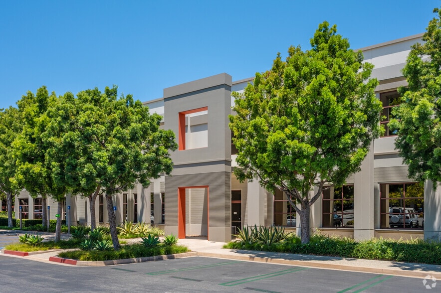 Primary Photo Of 121 Innovation Dr, Irvine Office For Lease