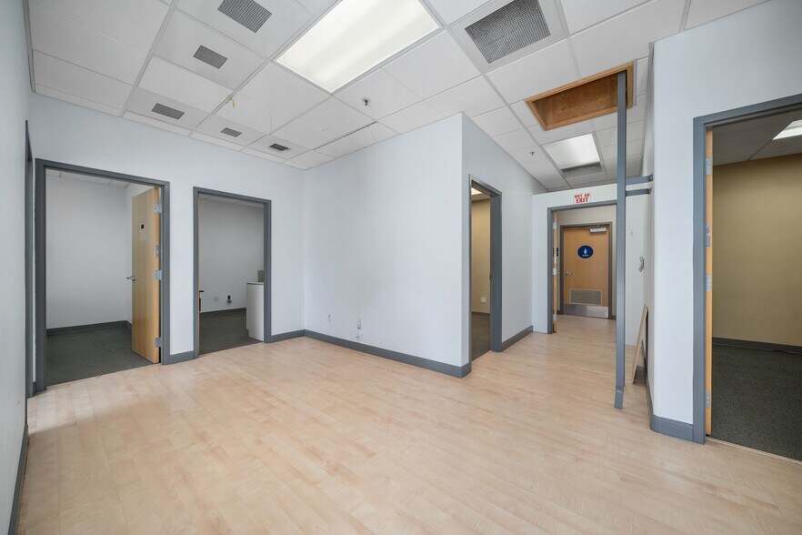 More Photos Of 2122-2126 Hutton Rd, Nipomo Flex For Lease