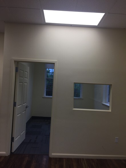 More Photos Of 250 Old New Brunswick Rd, Piscataway Unknown For Lease