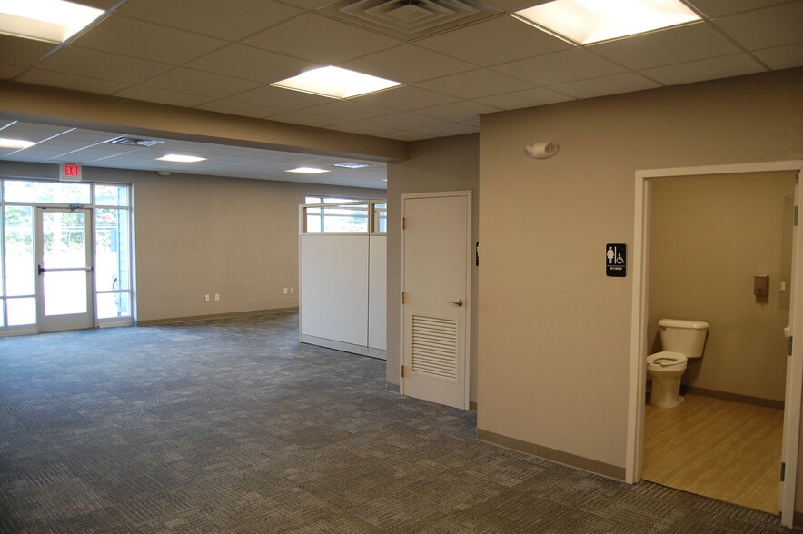 More Photos Of 1536 E Lancaster Ave, Paoli Loft Creative Space For Lease
