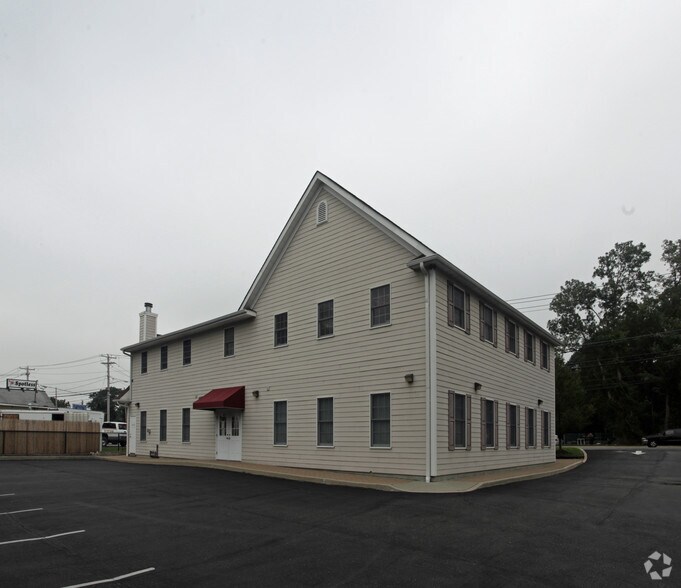 More Photos Of 1360 Montauk Hwy, Mastic Office For Lease