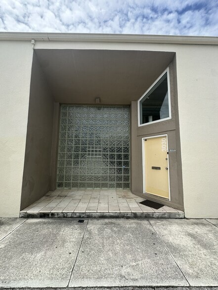 Primary Photo Of 3030 SW 28th Ln, Miami Office For Lease