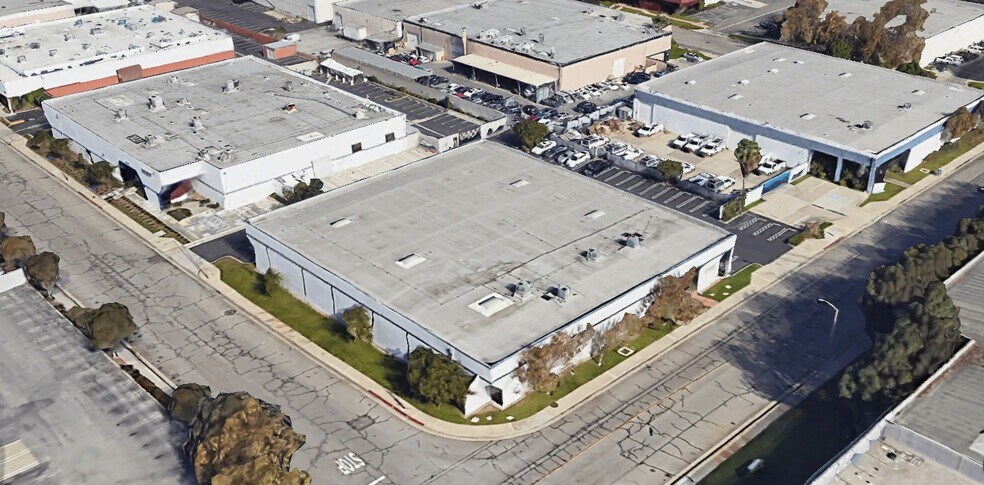 More Photos Of 23555 Telo Ave, Torrance Warehouse For Lease