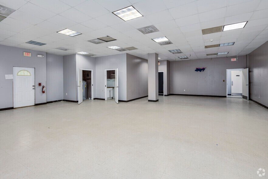 More Photos Of 441 Chaplin St SE, Washington Religious Facility For Sale