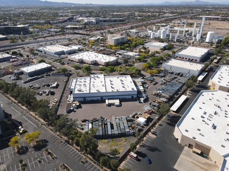 More Photos Of 323 S Bracken Ln, Chandler Manufacturing For Lease