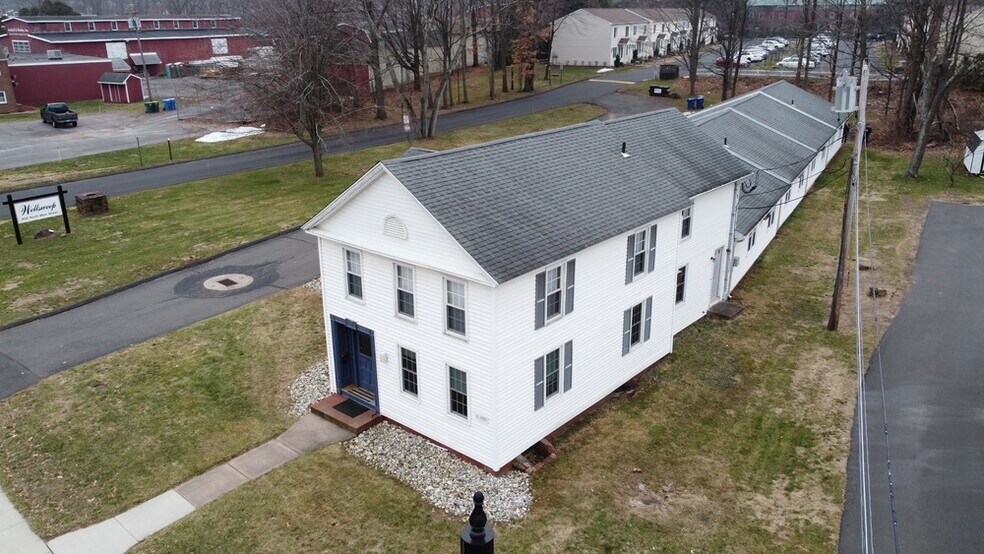 More Photos Of 404 N Main St, Manchester Apartments For Sale