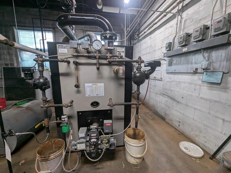 More Photos Of 209 Main St, Charlestown Storefront Retail Office For Sale