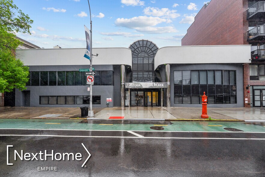 More Photos Of 27-47 Crescent St, Astoria Medical For Lease