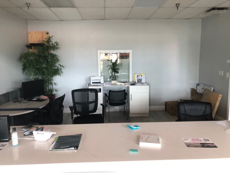 More Photos Of 2400 W Copans Rd, Pompano Beach Showroom For Lease