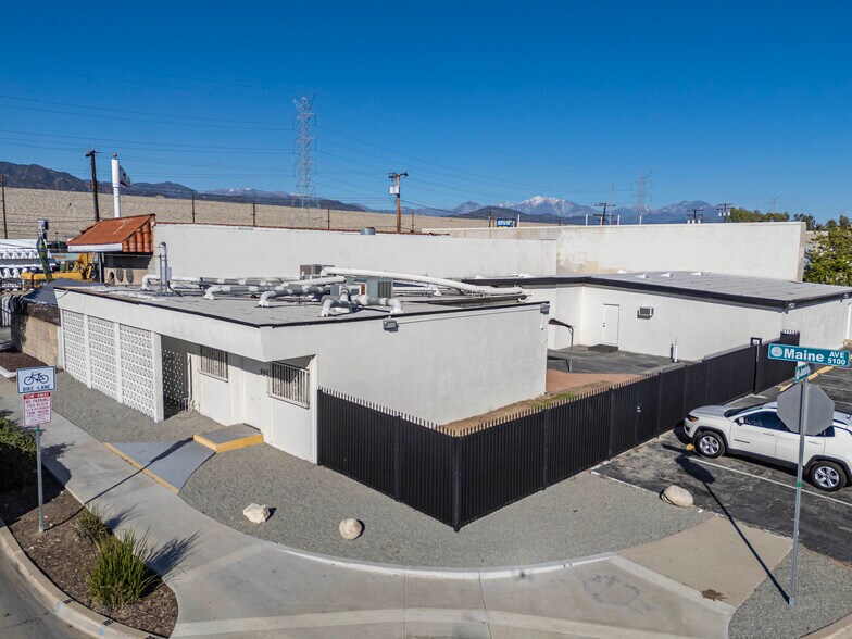 Primary Photo Of 5146 Maine Ave, Baldwin Park Flex For Lease