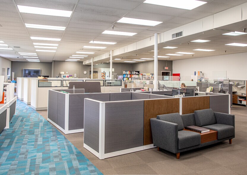More Photos Of 3129 Main St, Kansas City Office For Lease
