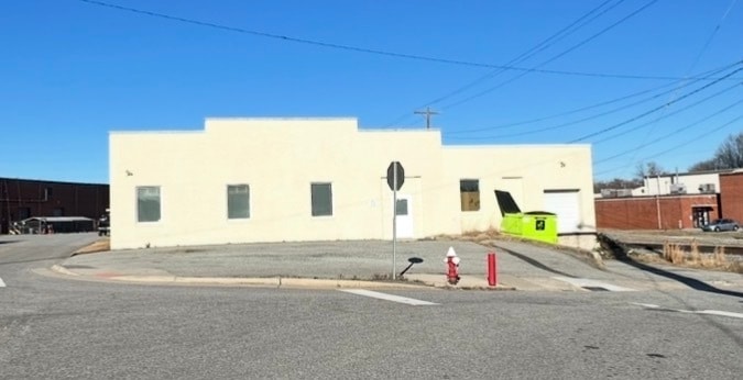 More Photos Of 1150 Tryon Ave, High Point Warehouse For Sale