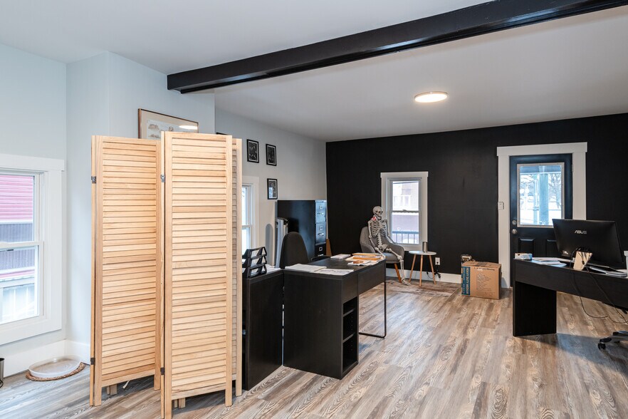 More Photos Of 1519 E 5th St, Dayton Office For Lease