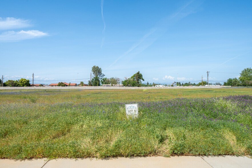 More Photos Of Airport Rd @ Rancho Rd, Redding Land For Sale