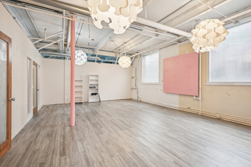 More Photos Of 1027 S Clinton Ave, Trenton Office For Sale