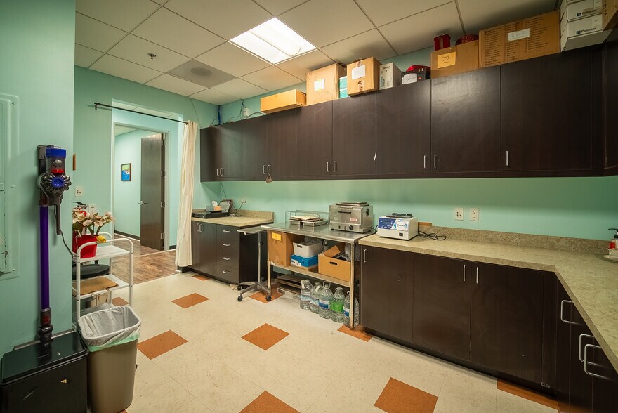 More Photos Of 5927 Balfour Ct, Carlsbad Office For Sale