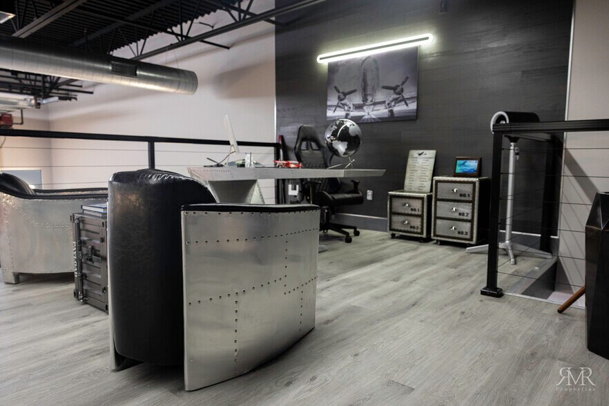 More Photos Of 1435 FM 1463 Rd, Katy Showroom For Sale