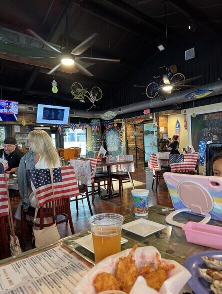 More Photos Of 606 N Pinellas Ave, Tarpon Springs Restaurant For Sale