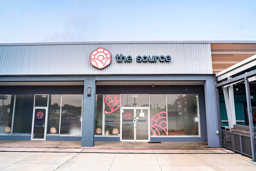 More Photos Of 8141 Long Point Rd, Houston Unknown For Lease