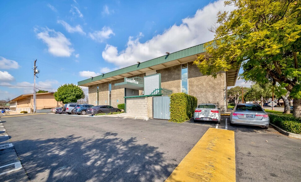More Photos Of 360 E 7th St, Upland Medical For Sale