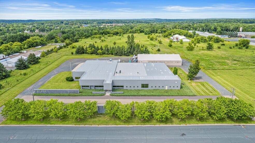 More Photos Of 803 Prospect Ave, Osceola Manufacturing For Sale