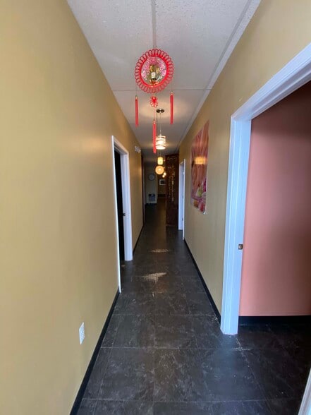 More Photos Of 24235-24311 Harper Ave, Saint Clair Shores Unknown For Lease