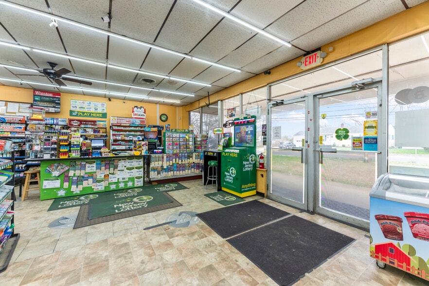 More Photos Of 234 Old Stage Rd, East Brunswick General Retail For Sale