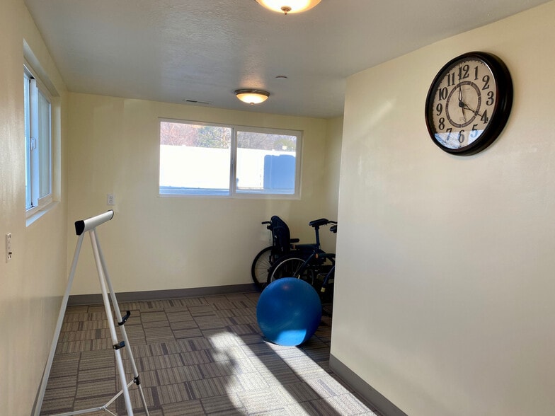 More Photos Of 579 S Main St, Kaysville Office For Sale