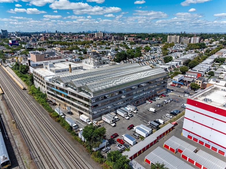 More Photos Of 184-10-184-60 Jamaica Ave, Jamaica Manufacturing For Lease