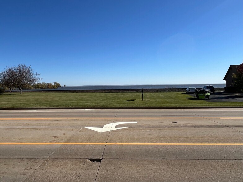 More Photos Of S Main St @ 17th Ave, Oshkosh Land For Sale
