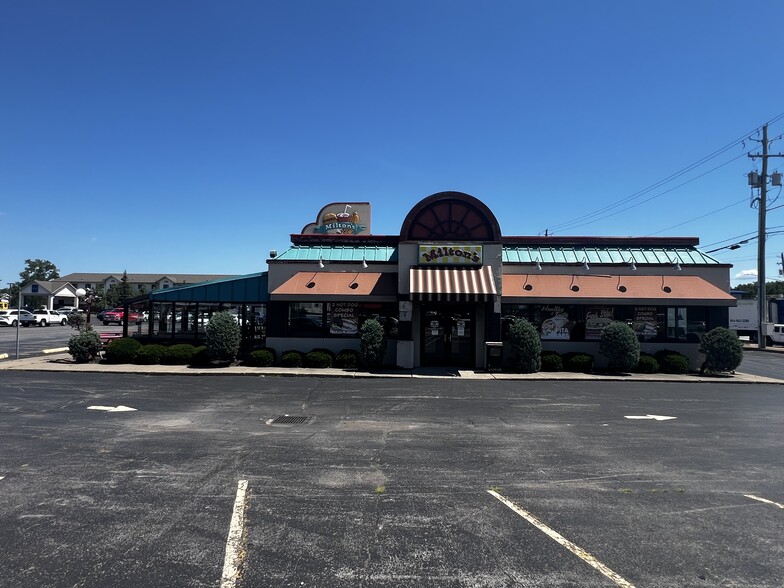 Primary Photo Of 3425 Union Rd, Buffalo Freestanding For Lease