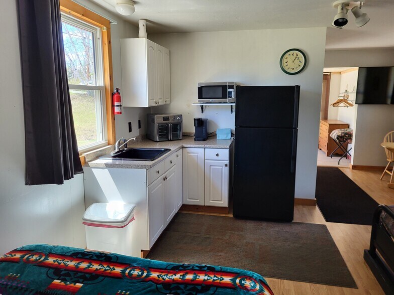 More Photos Of 820 Colebrook Rd, Errol Hotel For Sale