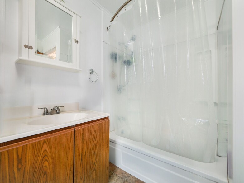 More Photos Of 553 County Road 94, Hankins Restaurant For Sale