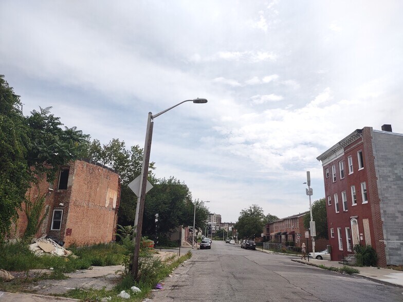 More Photos Of 1615 Retreat St, Baltimore Warehouse For Sale