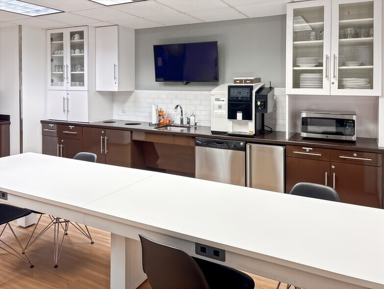 More Photos Of 6136 Frisco Square Blvd, Frisco Coworking Space