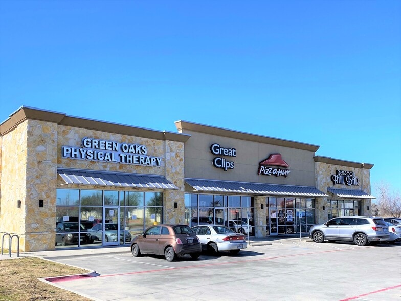 More Photos Of 344-350 Mercedes St, Benbrook Freestanding For Lease