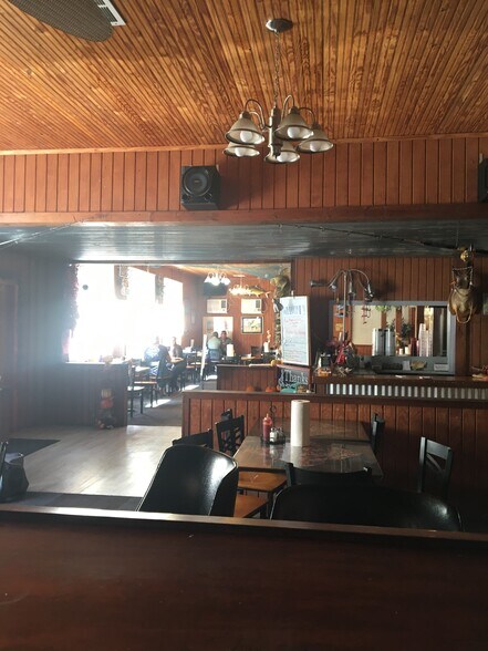 More Photos Of 302 Highway 22 W, Madisonville Restaurant For Sale