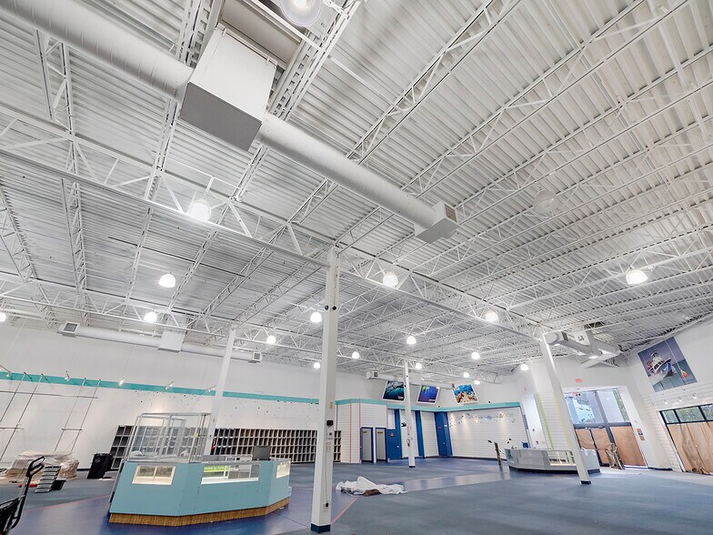 More Photos Of 4074 Northlake Blvd, Palm Beach Gardens Freestanding For Sale