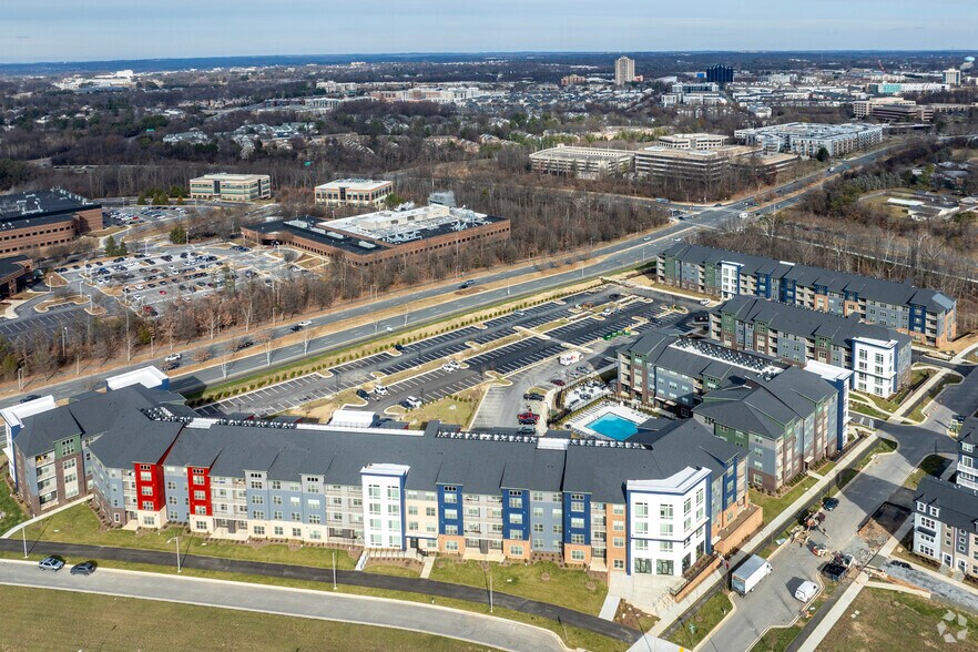 Primary Photo Of 10031 Blackwell Rd, Rockville Apartments For Lease