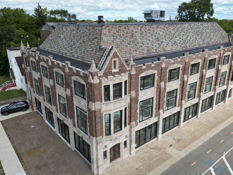 Primary Photo Of 10103 Kercheval St, Detroit Office For Lease