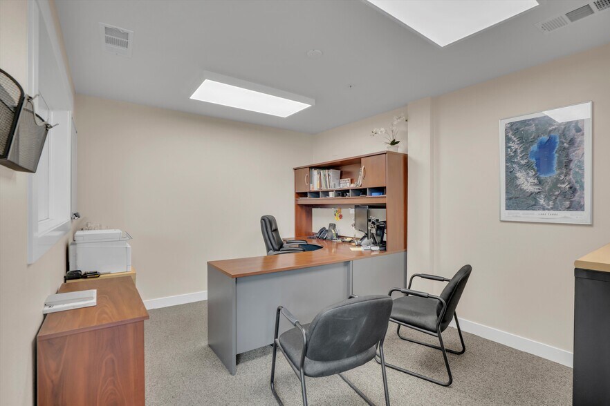 More Photos Of 5380 Gateway Plaza Dr, Benicia Industrial For Sale
