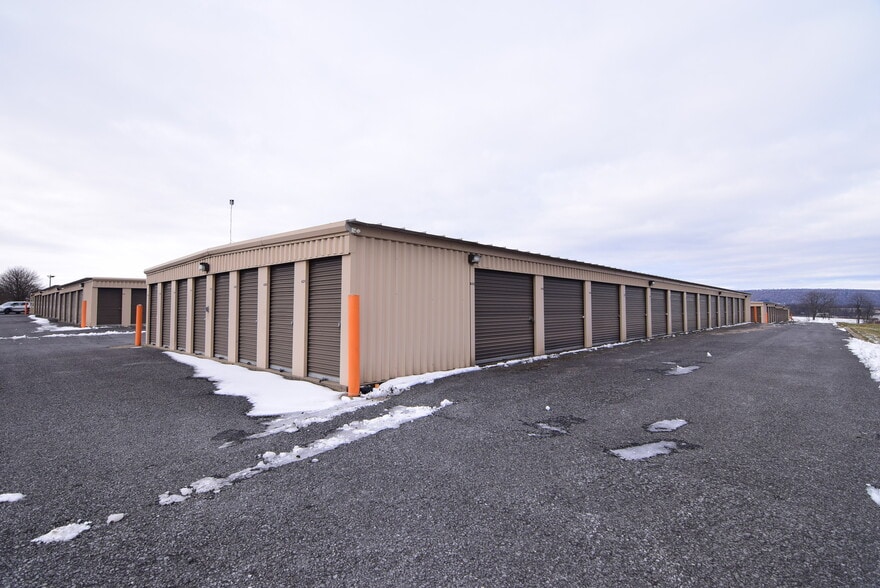 More Photos Of 138 Yearicks Blvd, Centre Hall Self Storage For Sale