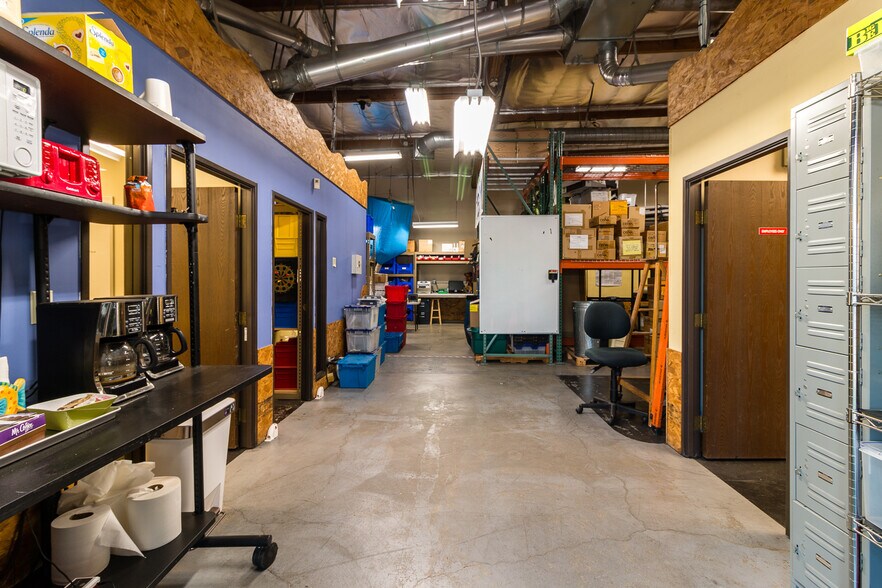 More Photos Of 12455 Branford St, Pacoima Warehouse For Sale