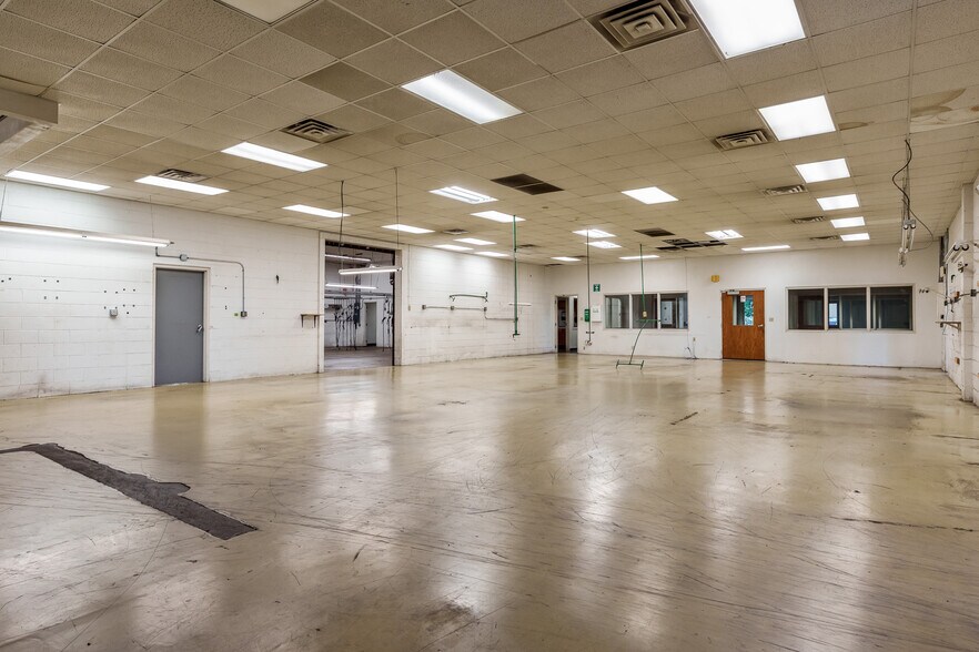 More Photos Of 6212 Material Ave, Loves Park Warehouse For Sale