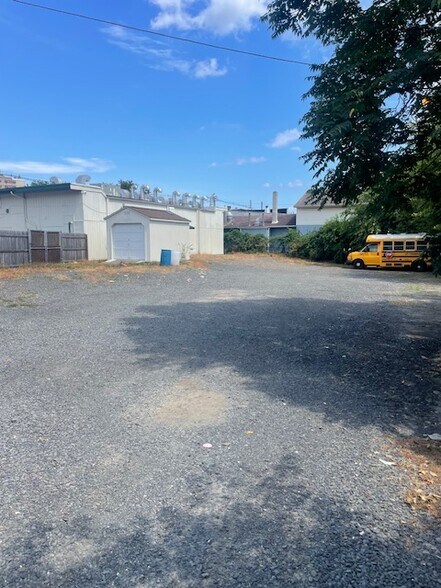 More Photos Of 447 Smith St, Perth Amboy Freestanding For Sale